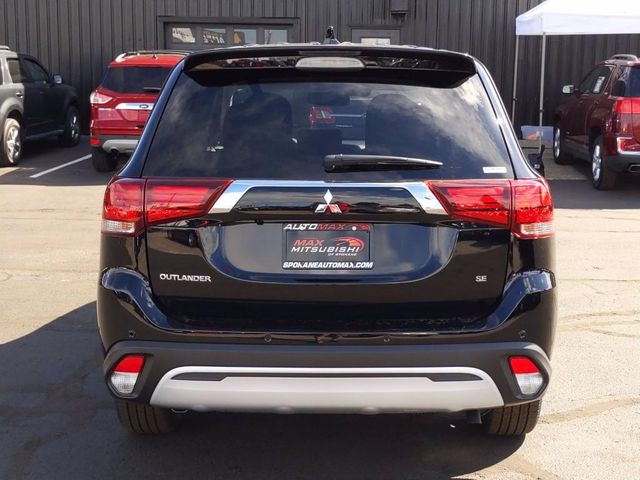 2020 Mitsubishi Outlander SE