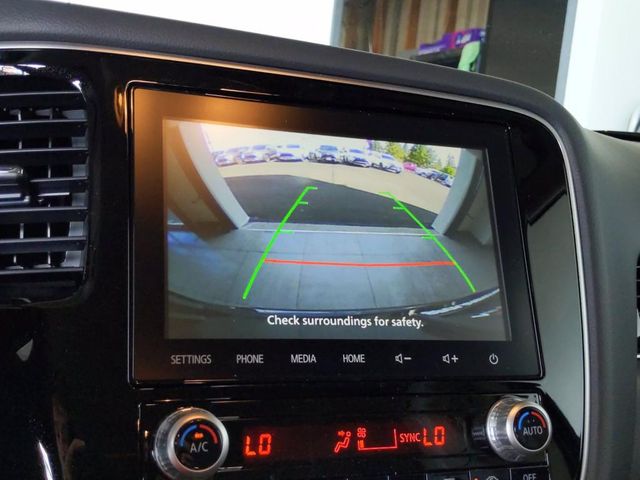 2020 Mitsubishi Outlander SE