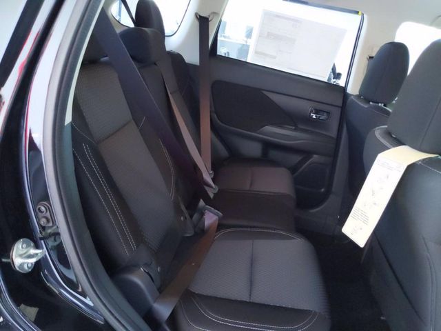 2020 Mitsubishi Outlander ES