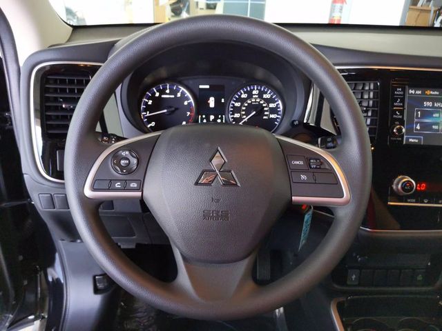 2020 Mitsubishi Outlander ES