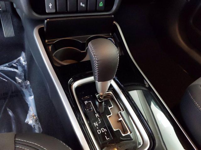 2020 Mitsubishi Outlander SE