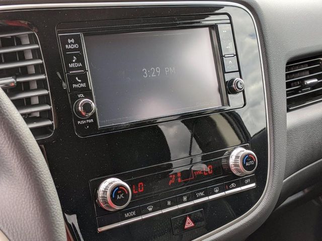 2020 Mitsubishi Outlander ES