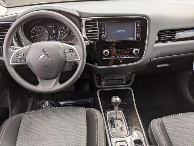 2020 Mitsubishi Outlander ES