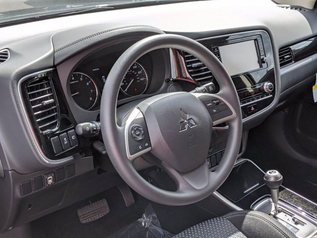 2020 Mitsubishi Outlander ES