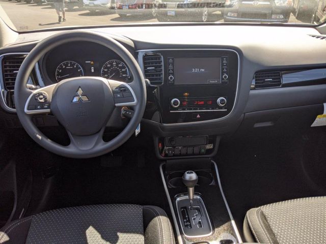 2020 Mitsubishi Outlander ES