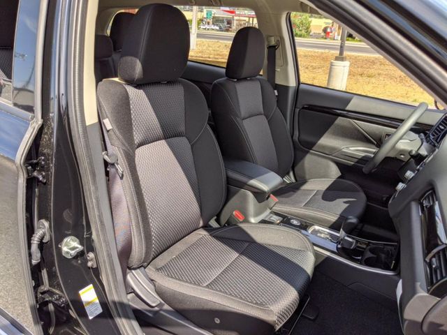 2020 Mitsubishi Outlander ES