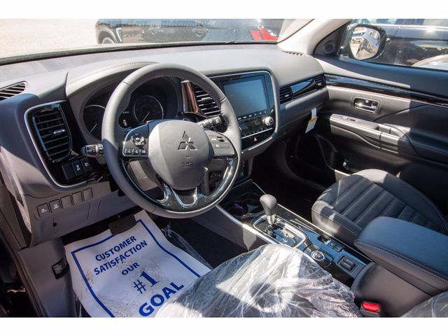 2020 Mitsubishi Outlander SE