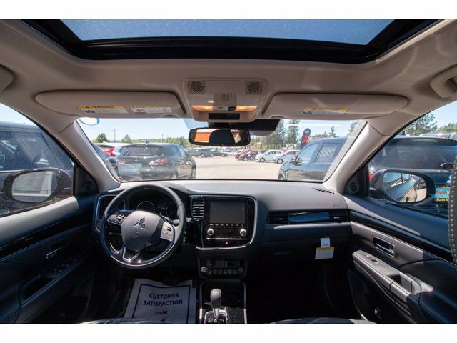 2020 Mitsubishi Outlander SE