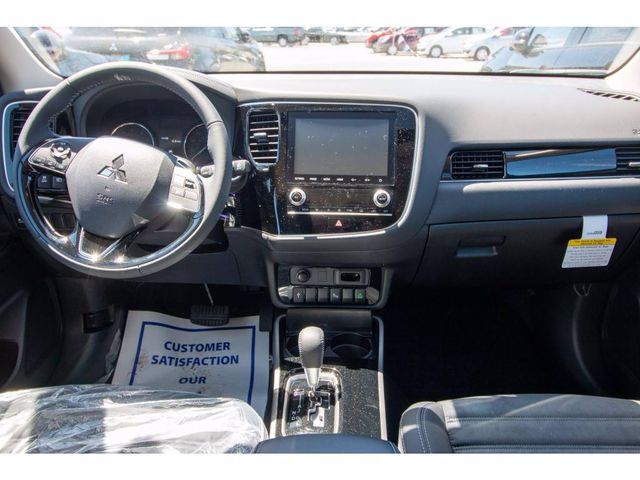 2020 Mitsubishi Outlander SE