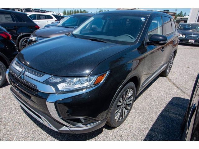 2020 Mitsubishi Outlander SE