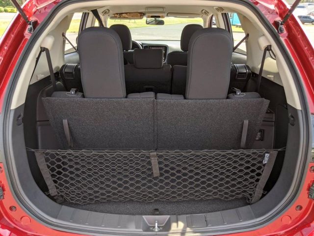 2020 Mitsubishi Outlander ES