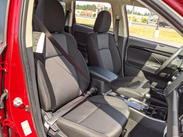 2020 Mitsubishi Outlander ES