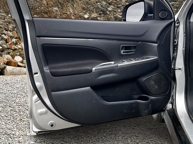 2020 Mitsubishi Outlander Sport SE