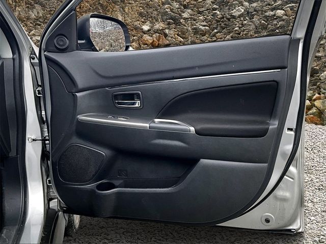 2020 Mitsubishi Outlander Sport SE