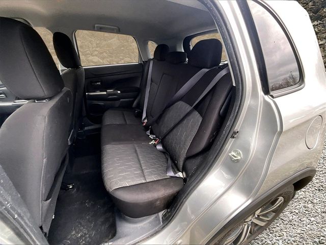 2020 Mitsubishi Outlander Sport SE