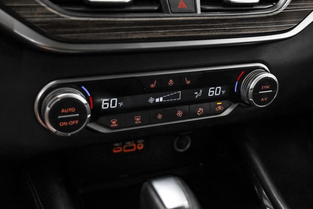 2020 Nissan Altima 2.0 Platinum | Addison, TX | Addison Autoplex