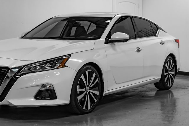 2020 Nissan Altima 2.0 Platinum | Addison, TX | Addison Autoplex