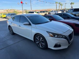 2020 Nissan Altima 2.5 SV | Bullhead City, AZ | Automobile Consulting Services