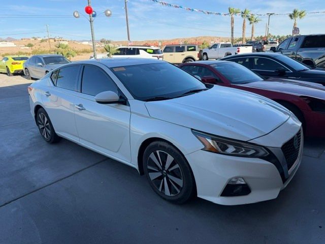 2020 Nissan Altima 2.5 SV | Bullhead City, AZ | Automobile Consulting Services