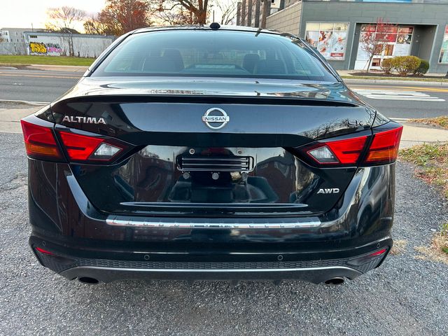2020 Nissan Altima 2.5 SR | New Brunswick, New Jersey | Brilliant Auto Sales 2020 Nissan Altima 2.5 SR | New Brunswick, New Jersey | Brilliant Auto Sales