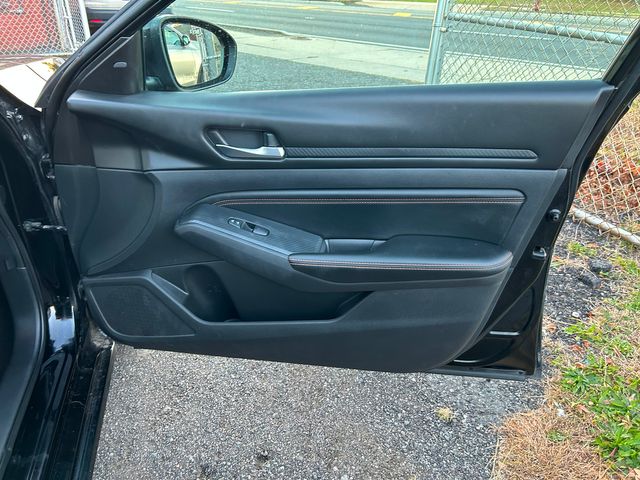 2020 Nissan Altima 2.5 SR | New Brunswick, New Jersey | Brilliant Auto Sales 2020 Nissan Altima 2.5 SR | New Brunswick, New Jersey | Brilliant Auto Sales