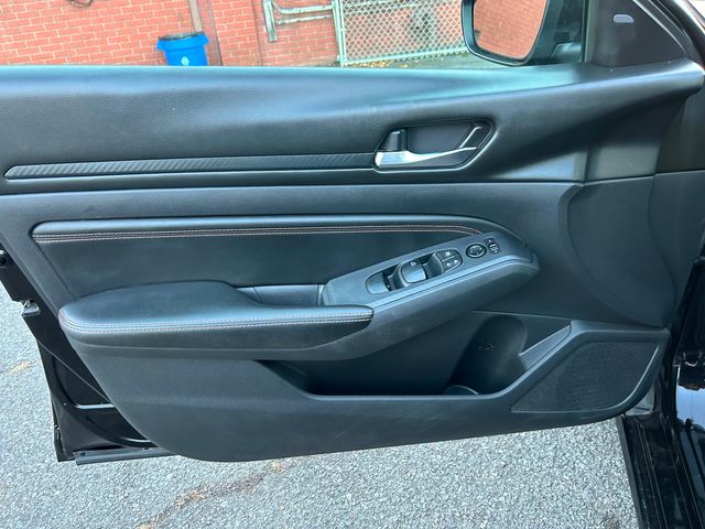 2020 Nissan Altima 2.5 SR | New Brunswick, New Jersey | Brilliant Auto Sales 2020 Nissan Altima 2.5 SR | New Brunswick, New Jersey | Brilliant Auto Sales