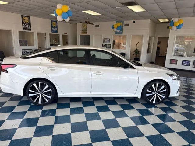 2020 Nissan Altima 2.5 SR | Rome, GA | Knight's Car Store 2020 Nissan Altima 2.5 SR | Rome, GA | Knight's Car Store