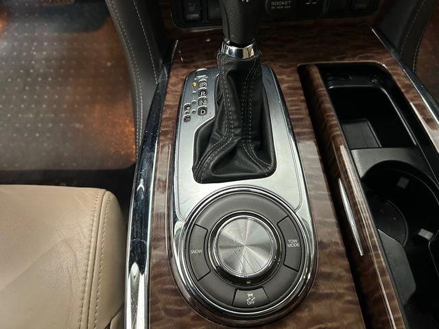 2020 Nissan Armada SV