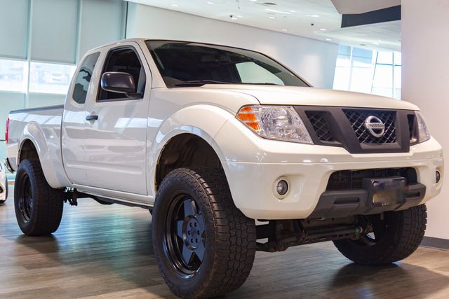 2020 Nissan Frontier Lifted 6"  SV l wheel pkg $2,995