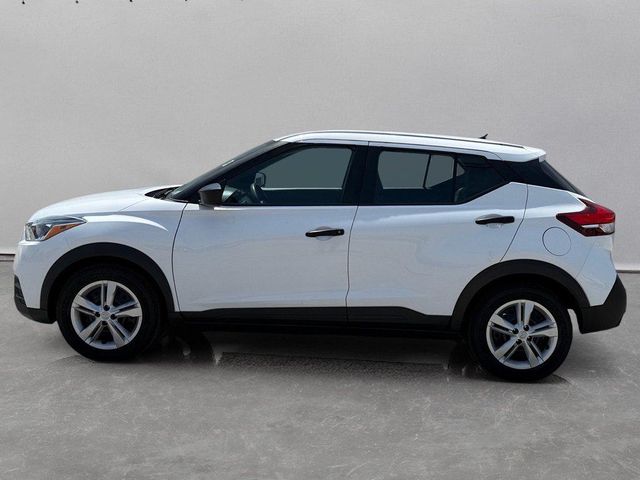 2020 Nissan Kicks S | Arlington Heights, IL | Gmotorcars