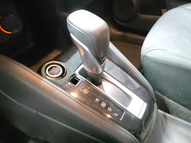 2020 Nissan KICKS S 2020 Nissan KICKS S