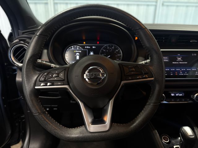 2020 Nissan KICKS SR 2020 Nissan KICKS SR