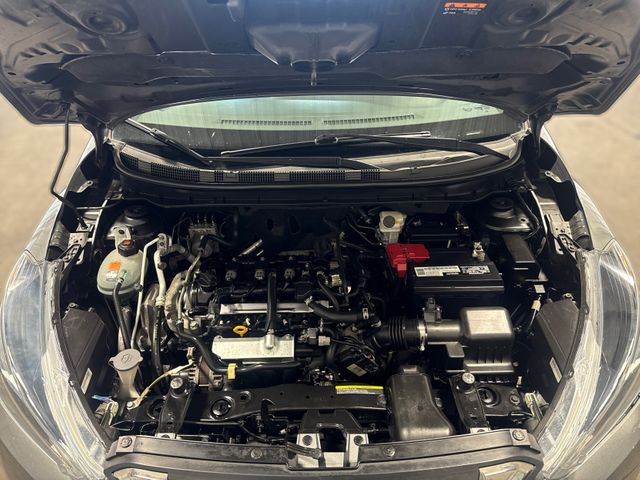 2020 Nissan KICKS SR 2020 Nissan KICKS SR