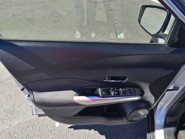 2020 Nissan Kicks SV 2020 Nissan Kicks SV