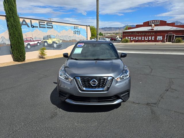 2020 Nissan Kicks S