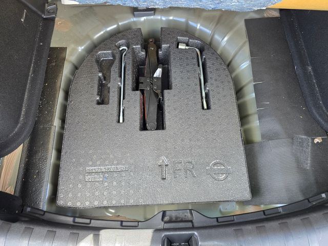 2020 Nissan Kicks S 2020 Nissan Kicks S