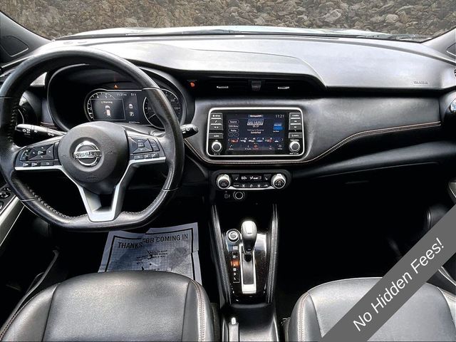2020 Nissan Kicks SR