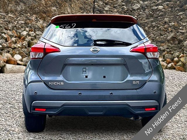 2020 Nissan Kicks SR