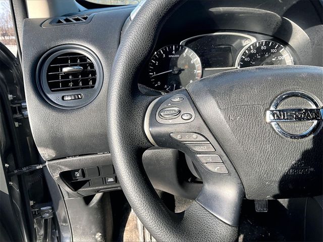 2020 Nissan Pathfinder S