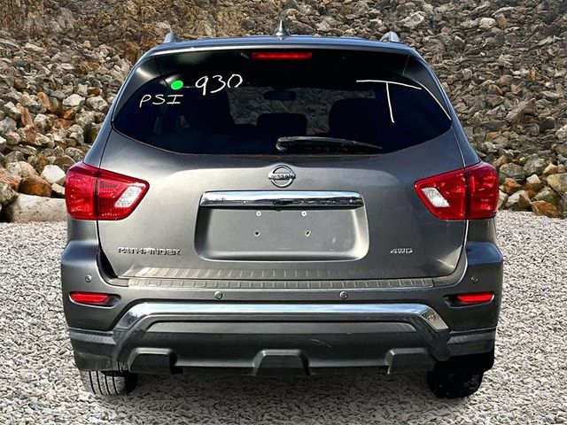 2020 Nissan Pathfinder S