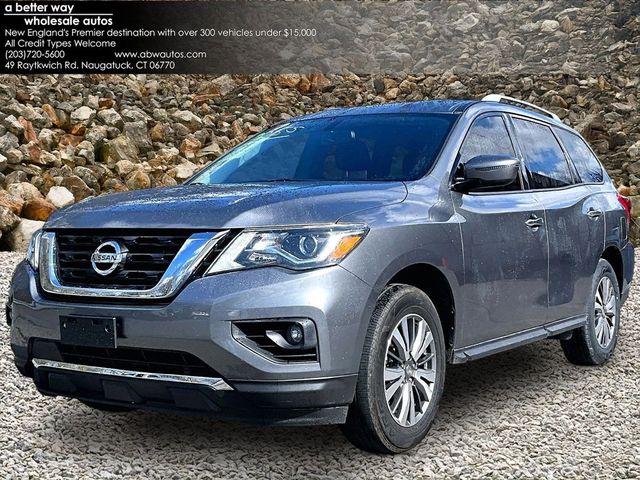 2020 Nissan Pathfinder SV | Naugatuck, Connecticut | A Better Way Wholesale Autos-CT