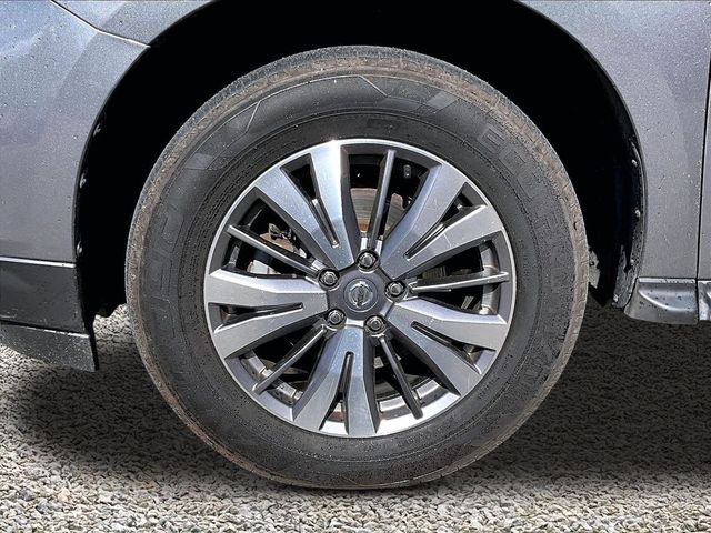 2020 Nissan Pathfinder SV