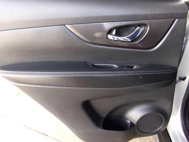 2020 Nissan Rogue S | Gonzales, TX | West Motors 2020 Nissan Rogue S | Gonzales, TX | West Motors