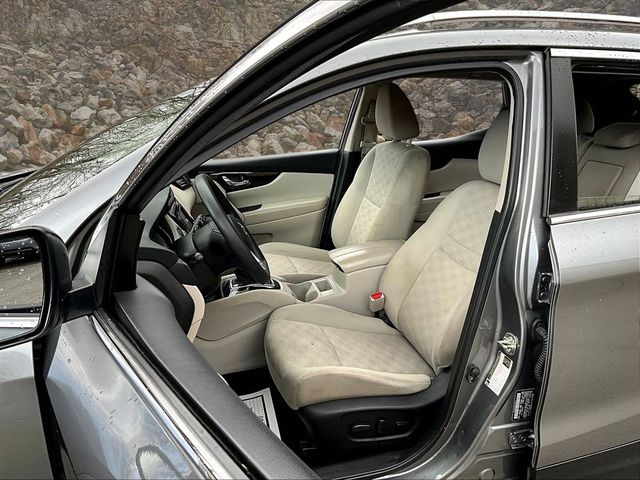 2020 Nissan Rogue Sport SV