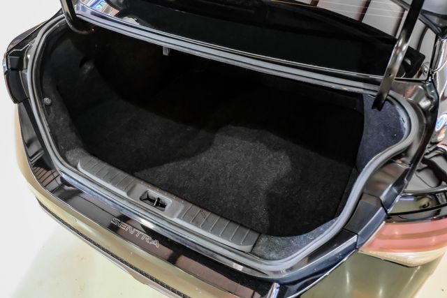 2020 Nissan Sentra SR 2020 Nissan Sentra SR