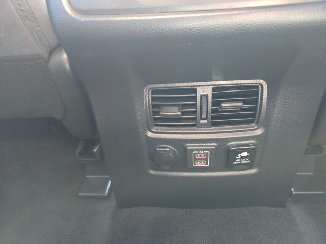 2020 Nissan Titan SV