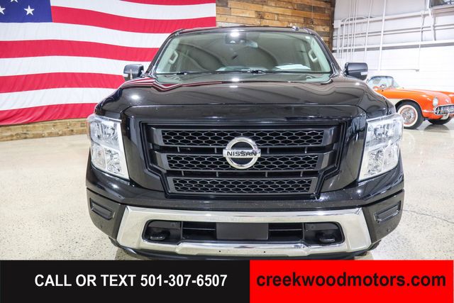 2020 Nissan Titan SV 4x4 V8 Crew Cab 1 Owner Camper Shell Financing in Searcy, AR 72143