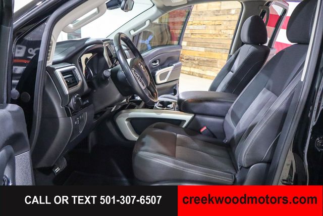 2020 Nissan Titan SV 4x4 V8 Crew Cab 1 Owner Camper Shell Financing