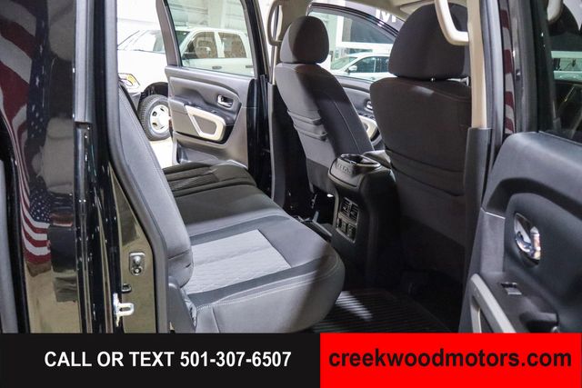 2020 Nissan Titan SV 4x4 V8 Crew Cab 1 Owner Camper Shell Financing