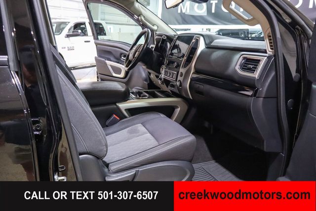 2020 Nissan Titan SV 4x4 V8 Crew Cab 1 Owner Camper Shell Financing 2020 Nissan Titan SV 4x4 V8 Crew Cab 1 Owner Camper Shell Financing